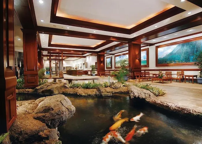 Ala Wai Suite 1 Bed Canal View Condo