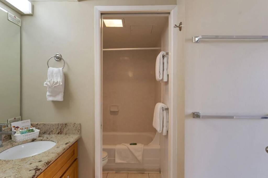 Ala Wai 1 Bed Canal View Apartamento *